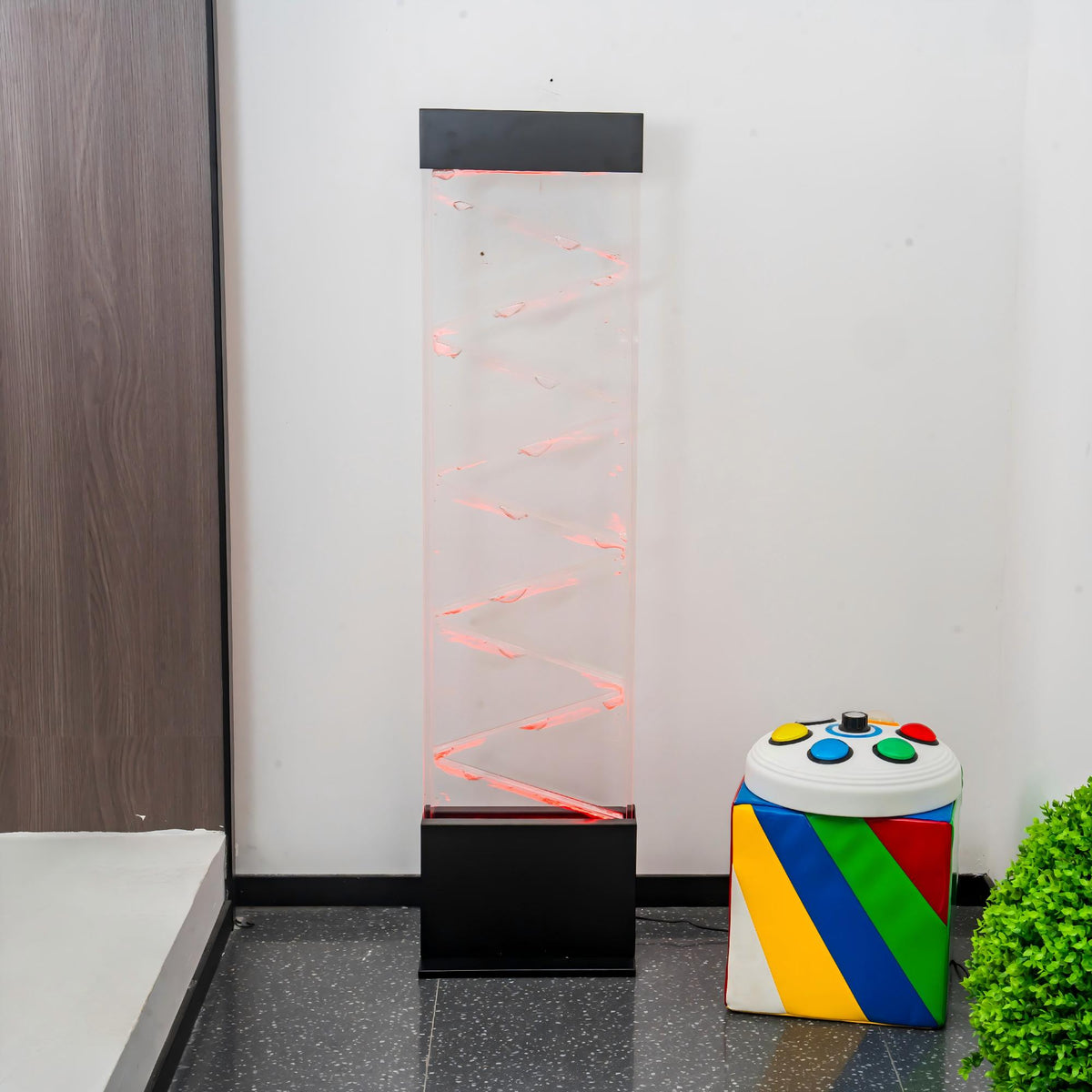 Interactive Triangular Sensory Bubble Wall Panel B (122cm, Black) – Corner-Fitting Illuminated Bubble Column & Water Screen with Multi-Controller Compatibility for Snoezelen & OT Rooms (Model HTSS08D)