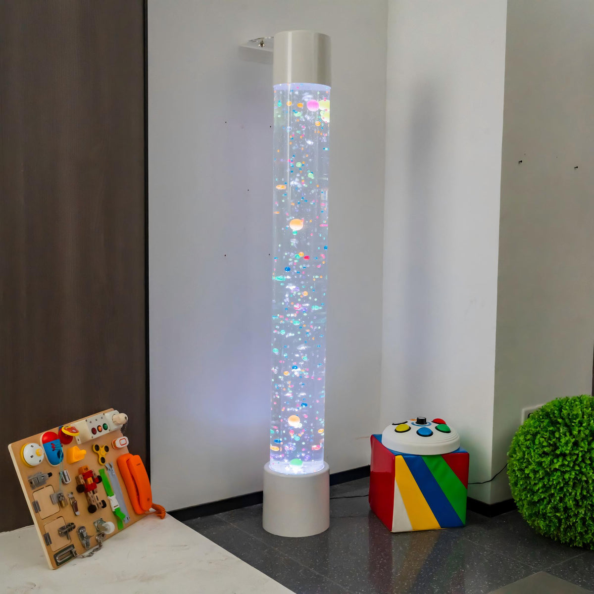 1.8m Sensory Bubble Column with Floating Ping Pong Balls (White) – Floor-Standing LED Bubble Tube Lamp with Multi-Color Remote, 36-48cm Telescopic Wall Bracket & Multi-Controller Compatibility for Snoezelen & OT Rooms (Model HTSS-1315)