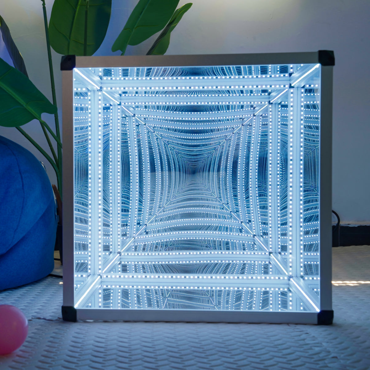GIANT LED INFINITY CUBE