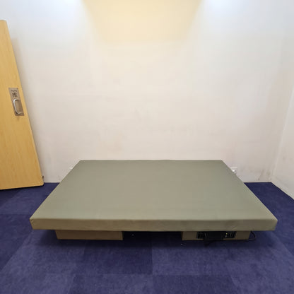 Vibroacoustic Sensory Therapy Bed (100x200cm) – Bluetooth & Wired Music Resonance Lounger Bed with Leather Finish for Autism, OT & Sensory Rooms